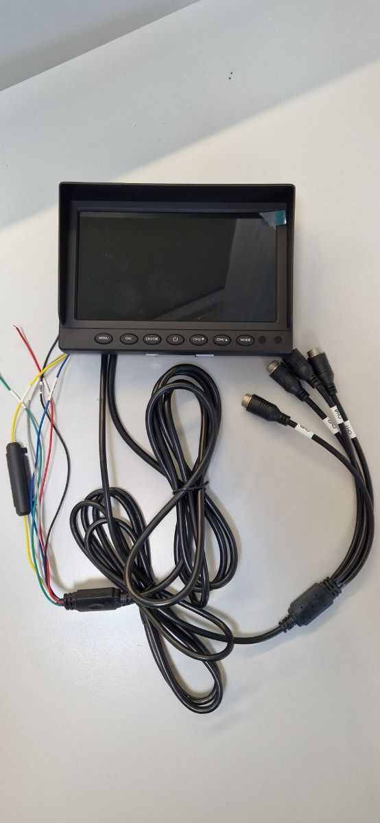 Moniteur en saillie m-use 7" AHD écran partagé 4x AV 12/24V